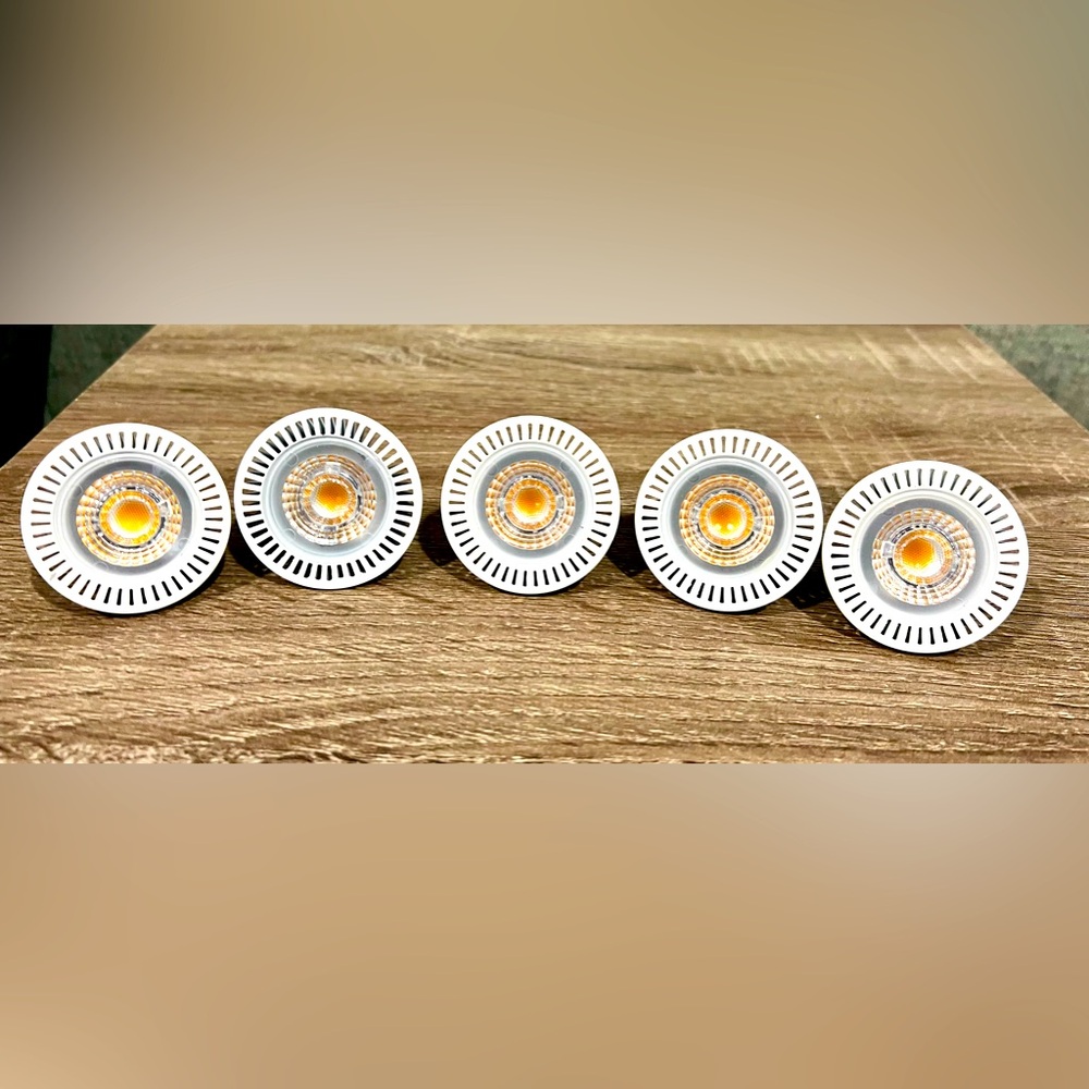 SET OF 5 / SPW Pro-Trade MR16 LED 5W 350 Lumens 2700K 38 Degree PT-MR16-5FL-27